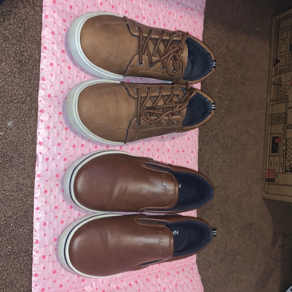 Boys Nautica shoes used